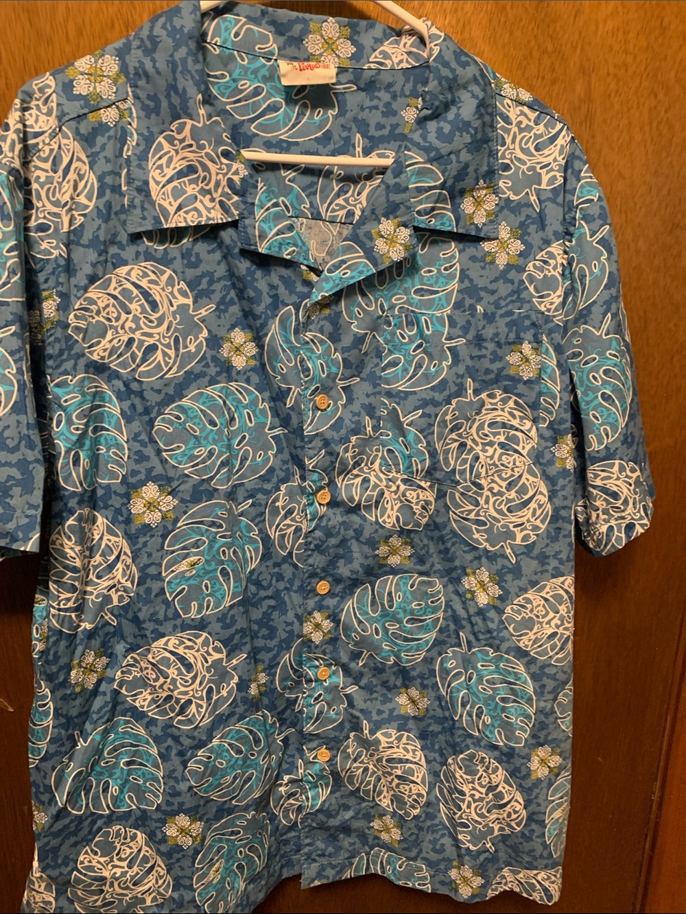 Casual Blue Tropical Print Button-Down Shirt by Barefoot in Paradise size l